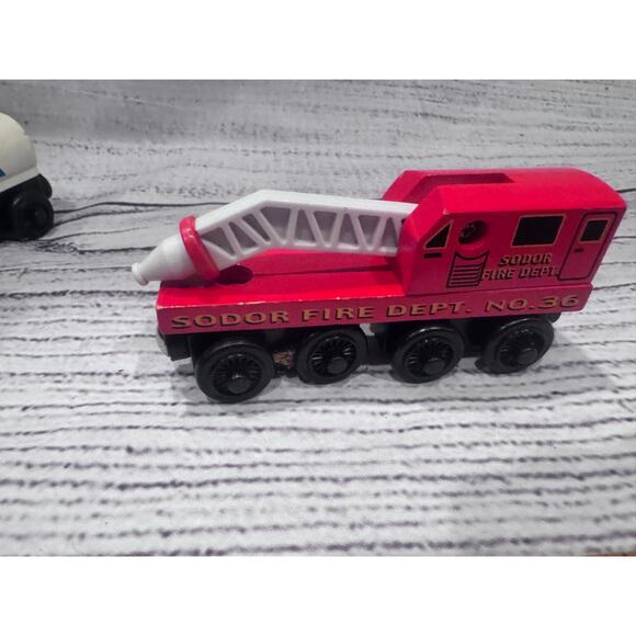 Vintage Thomas the Train Wooden Railways Fire Train - Picture 1 of 4